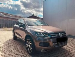 Braun Gebraucht 2012 VW Touareg Terrain Tech SUV | 15.500 € (Guter Preis)