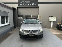 Silber Gebraucht 2007 Nissan Qashqai Tekna SUV | 6.900 € (Etwas zu teuer)