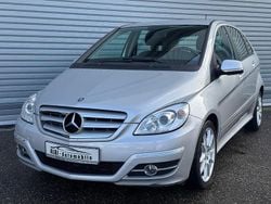 Silber Gebraucht 2010 Mercedes B180 Van / Kleinbus | 4.480 € (Guter Preis)