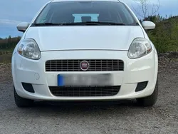 Weiß Gebraucht 2009 Fiat Grande Punto Dynamic Kleinwagen | 2.700 € (Fairer Preis)
