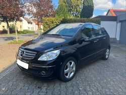 Schwarz Gebraucht 2006 Mercedes B200 Van / Kleinbus | 3.700 € (Guter Preis)