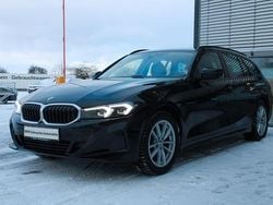 Schwarz Gebraucht 2023 BMW 318 Kombi | 28.840 € (Guter Preis)