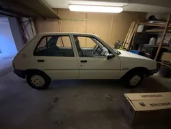 Weiß Gebraucht 1990 Peugeot 205 Limousine | 500 €