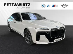 Mineralweiss metallic Gebraucht 2024 BMW i7 Comfort Edition Limousine | 131.900 € (Teuer)