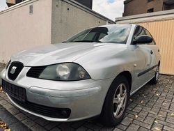Silber Gebraucht 2004 Seat Ibiza Kleinwagen | 600 €