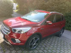 Rot Gebraucht 2019 Ford Kuga Titanium SUV | 18.850 € (Superpreis)