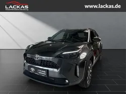 Silber Neu 2025 Toyota Yaris Cross SUV | 27.490 € (Guter Preis)
