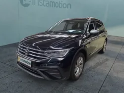 Schwarz Gebraucht 2024 VW Tiguan Allspace Life SUV | 37.940 € (Guter Preis)