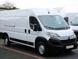 Weiß Gebraucht 2024 Citroën Jumper Van / Kleinbus | 21.418 € (Fairer Preis)