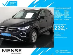 Deep black perleffekt Gebraucht 2024 VW T-Roc Style SUV | 27.945 € (Guter Preis)