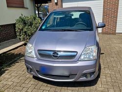 Silber Gebraucht 2006 Opel Meriva Van / Kleinbus | 1.900 € (Fairer Preis)