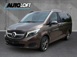 Braun Gebraucht 2017 Mercedes 220 Van / Kleinbus | 33.480 €