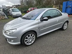 Silber Gebraucht 2004 Peugeot 206 CC Quiksilver Cabrio | 1.500 € (Superpreis)