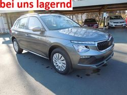 Graphitgrau Neu 2025 Skoda Kamiq Essence SUV | 22.675 € (Guter Preis)