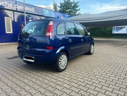 Blau Gebraucht 2004 Opel Meriva Van / Kleinbus | 1.950 € (Guter Preis)