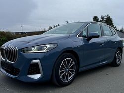 Grau Gebraucht 2022 BMW 225 Active Tourer M Sport Van / Kleinbus | 21.999 €