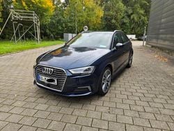 Blau Gebraucht 2020 Audi A3 Sportback e-tron Design Limousine | 19.500 € (Superpreis)
