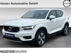 Weiß Gebraucht 2021 Volvo XC40 Momentum SUV | 26.890 € (Superpreis)