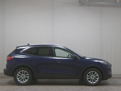 Blau Gebraucht 2022 Ford Kuga Titanium SUV | 21.280 € (Guter Preis)