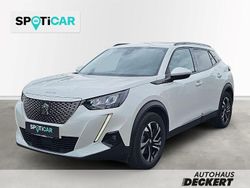 Weiss Gebraucht 2021 Peugeot e-2008 Allure SUV | 16.190 € (Guter Preis)