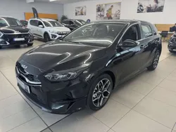 Schwarz Neu 2024 Kia Ceed Spirit Limousine | 26.950 € (Fairer Preis)