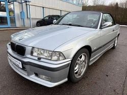 Silber Gebraucht 1997 BMW 328 Cabriolet Cabrio | 6.990 €