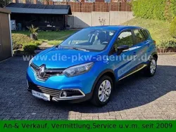 Blau Gebraucht 2015 Renault Captur Dynamique SUV | 10.990 € (Fairer Preis)