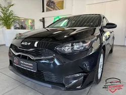 Schwarz Gebraucht 2023 Kia Ceed Limousine | 19.980 € (Guter Preis)
