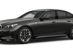 Grau Gebraucht 2024 BMW 520 Comfort Edition Limousine | 57.347 € (Fairer Preis)