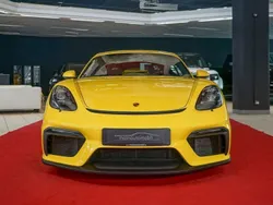 Racing gelb Gebraucht 2021 Porsche Cayman GT4 Coupé | 106.981 € (Superpreis)