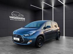 Grau Gebraucht 2018 Hyundai ix20 Space Kleinwagen | 13.990 €