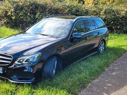 Schwarz Gebraucht 2015 Mercedes E500 Avantgarde Kombi | 25.800 € (Teuer)