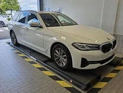 Weiß Gebraucht 2022 BMW 530 Performance Limousine | 30.999 € (Superpreis)