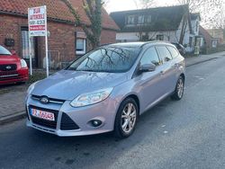 Grau Gebraucht 2012 Ford Focus Limousine | 2.900 € (Guter Preis)