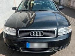 Schwarz Gebraucht 2002 Audi A4 Kombi | 600 € (Superpreis)