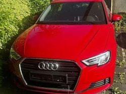 Rot Gebraucht 2020 Audi A3 Sportback Kleinwagen | 18.900 € (Superpreis)