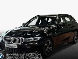 Saphirschwarz metallic Gebraucht 2023 BMW 318 Performance Kombi | 36.990 € (Teuer)