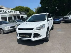 Weiß Gebraucht 2015 Ford Kuga Titanium SUV | 11.200 € (Fairer Preis)