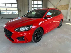 Rot Gebraucht 2019 Ford Focus ST-Line Limousine | 11.980 € (Fairer Preis)