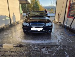 Schwarz Gebraucht 2007 Mercedes C200 Kombi | 2.300 €