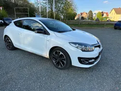 Weiß Gebraucht 2015 Renault Mégane III Bose Edition Coupé | 6.000 € (Guter Preis)