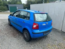 Blau Gebraucht 2003 VW Polo Kleinwagen | 650 € (Fairer Preis)