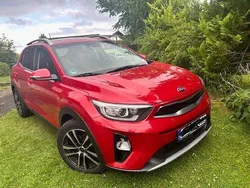 Rot Gebraucht 2017 Kia Stonic Platinum Edition SUV | 12.000 € (Guter Preis)