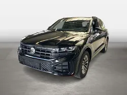 Schwarz Gebraucht 2024 VW Touareg R-line SUV | 73.960 € (Teuer)