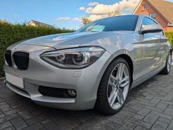 Silber Gebraucht 2012 BMW 125 Performance Kleinwagen | 9.900 € (Fairer Preis)
