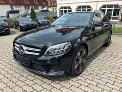 Schwarz Gebraucht 2019 Mercedes C300e Avantgarde Kombi | 19.950 € (Guter Preis)