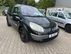 Grau Gebraucht 2004 Renault Scénic II Van / Kleinbus | 2.990 € (Fairer Preis)