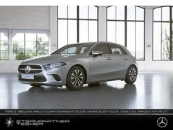 Silber Gebraucht 2023 Mercedes A200 Limousine | 26.380 € (Guter Preis)