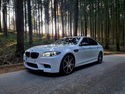 Weiß Gebraucht 2017 BMW M5 Competition Edition Limousine | 64.900 €