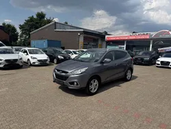 Grau Gebraucht 2013 Hyundai ix35 SUV | 8.990 € (Fairer Preis)